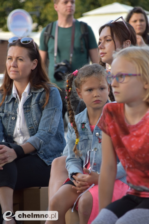 Spektakl familijny - Opowieści papierowego teatru