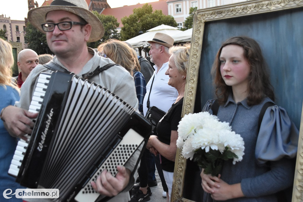 Parada Chodzących Obrazów ponownym hitem 9 Hills
