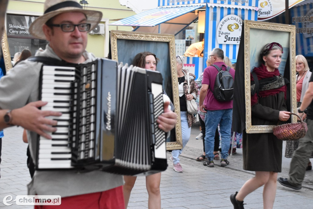 Parada Chodzących Obrazów ponownym hitem 9 Hills