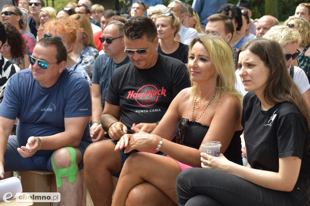 Rzesza fanów Marka Niedźwieckiego w Chełmnie