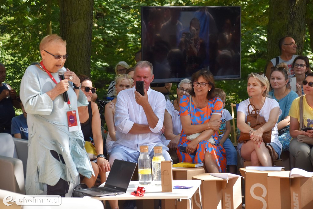 Wyjątkowy wdzięk i charyzma Elżbiety Dzikowskiej