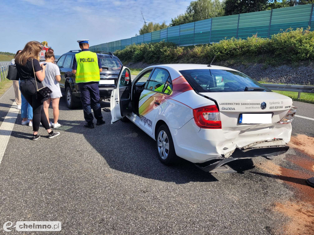 Kolizja 3 samochodów na autostradzie A1