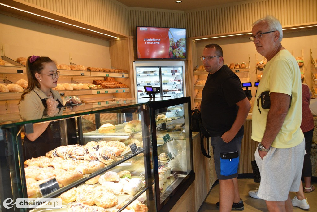 Już otwarta! Piekarnia z cukiernią 