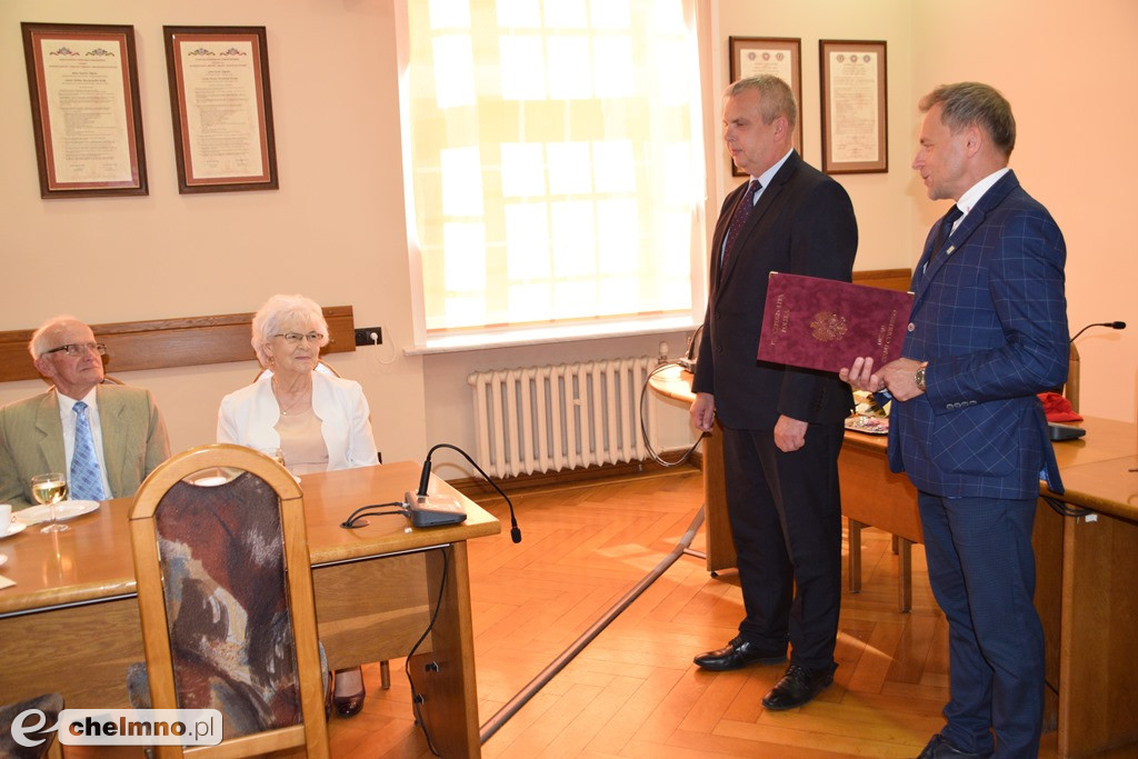 Medale Prezydenta dla Państwa Zawadzkich i Gostomskich