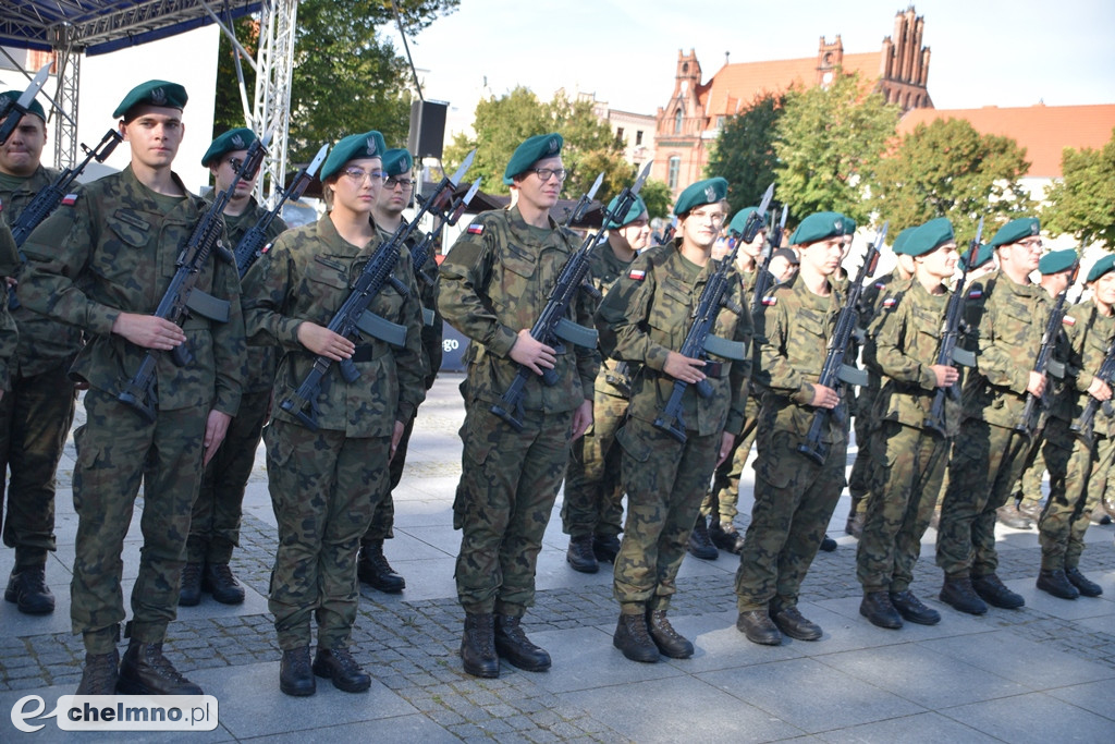 Uroczysta przysięga wojskowa żołnierzy 3. Pułku Saperów