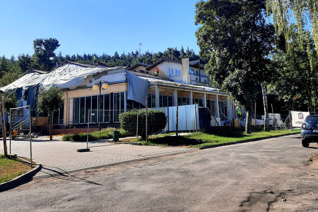 Trwają prace w ośrodku nad Jeziorem Starogrodzkim