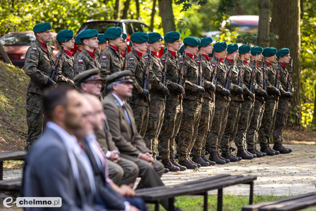 Pamięci zamordowanych w raciniewskim lesie