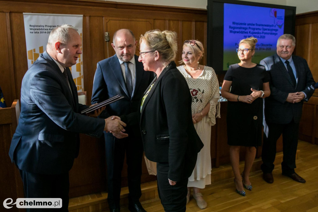Umowy RPO i PROW: 14 mln złotych wsparcia