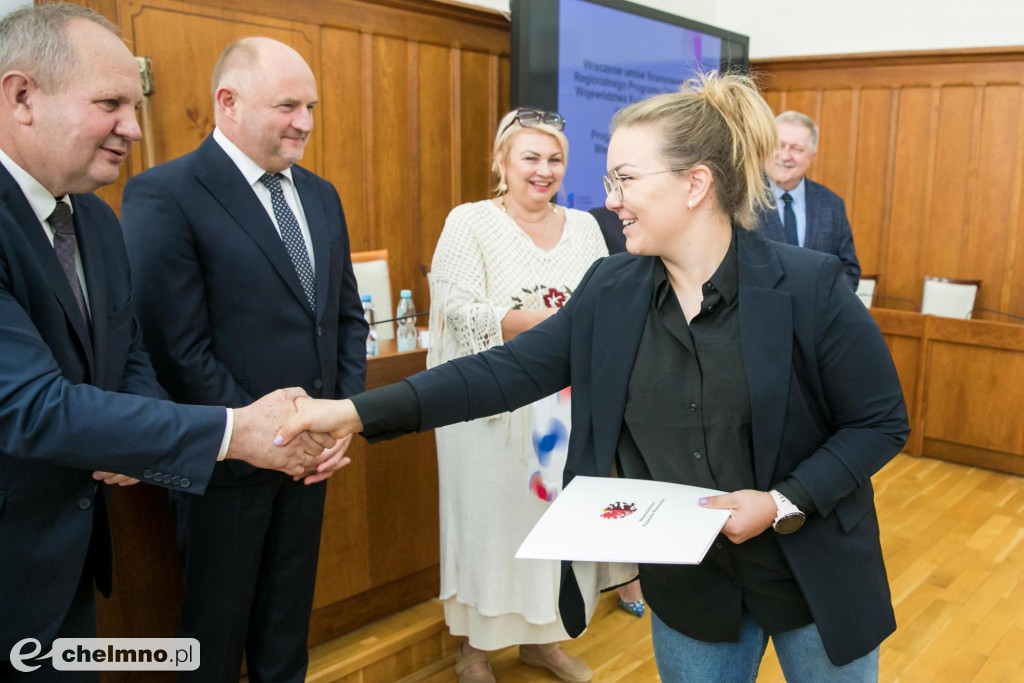 Umowy RPO i PROW: 14 mln złotych wsparcia