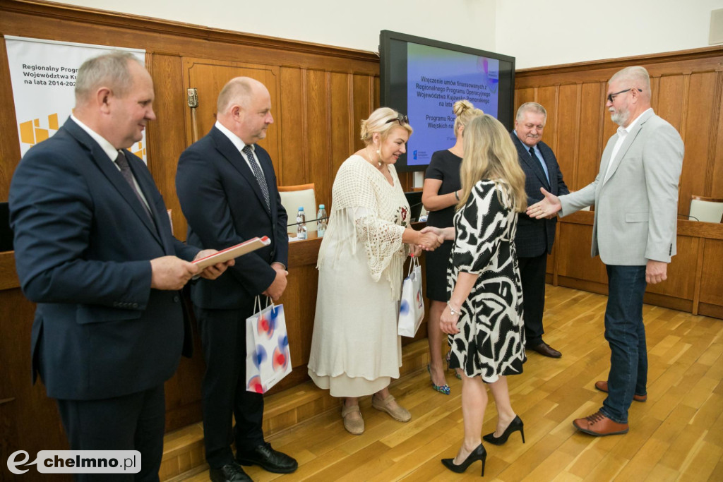 Umowy RPO i PROW: 14 mln złotych wsparcia