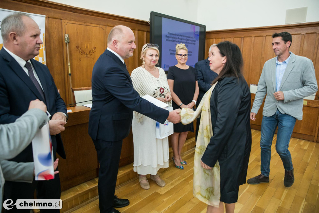 Umowy RPO i PROW: 14 mln złotych wsparcia