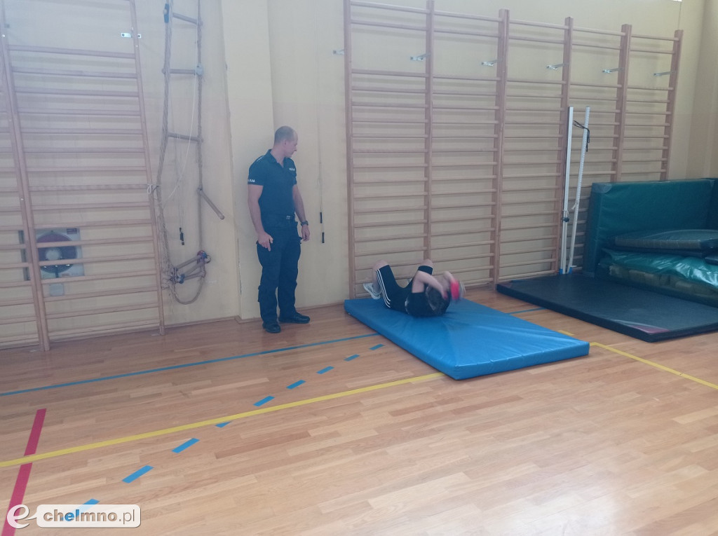 Próbny test sprawności fizycznej dla kandydatów do Policji