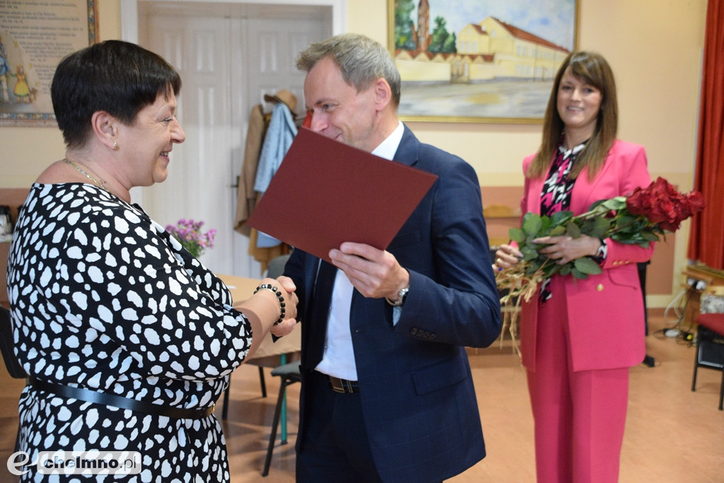 Oto wyróżnieni przez Burmistrza Nauczyciele i Dyrektorzy