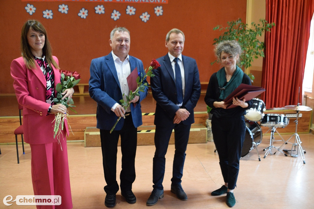 Oto wyróżnieni przez Burmistrza Nauczyciele i Dyrektorzy
