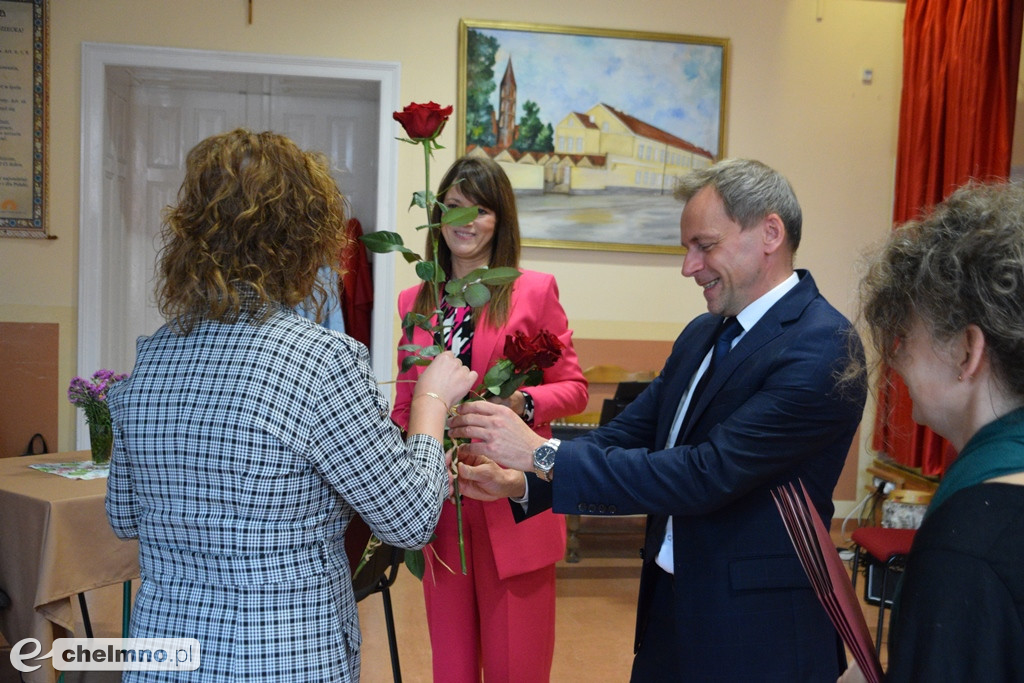 Oto wyróżnieni przez Burmistrza Nauczyciele i Dyrektorzy