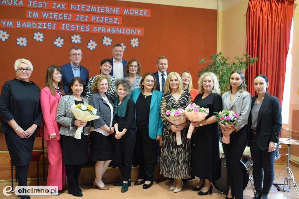 Oto wyróżnieni przez Burmistrza Nauczyciele i Dyrektorzy