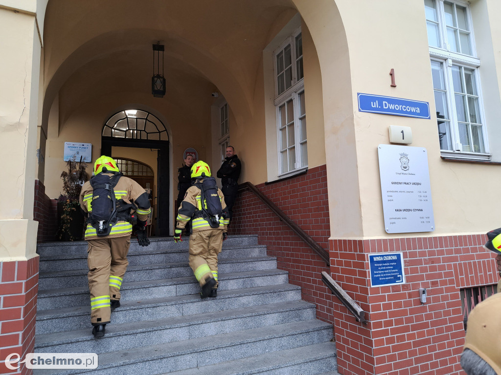 Ćwiczenia ewakuacyjne w Urzędzie Gminy i Urzędzie Miasta w Chełmnie