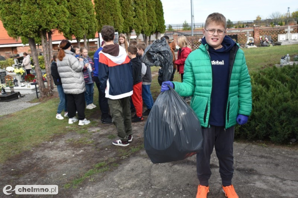 Uporządkowaliśmy zapomniane groby w Unisławiu