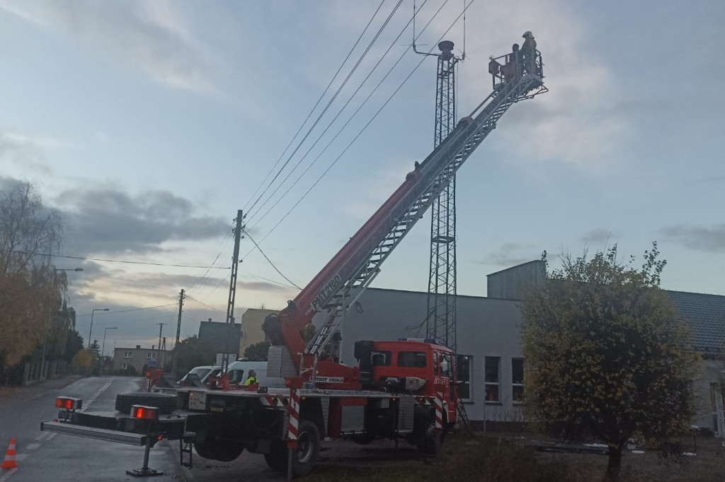 Strażacy poprawiają radiołączność na terenie powiatu