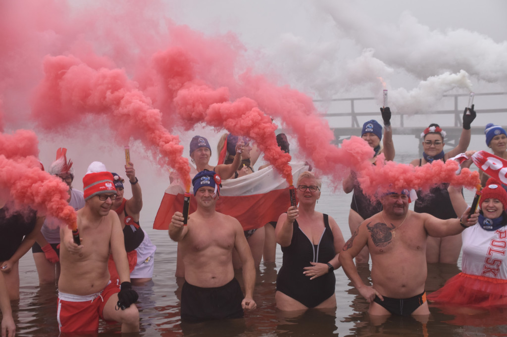 Race nad Starogrodzkim. Tak świętowano Dzień Niepodległości