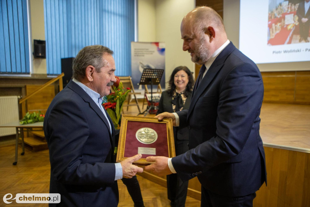 Medale Marszałka dla twórców ludowych