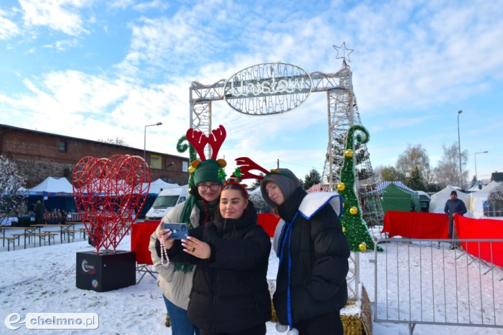 Kiermasz i spotkanie z Mikołajem w atmosferze magii