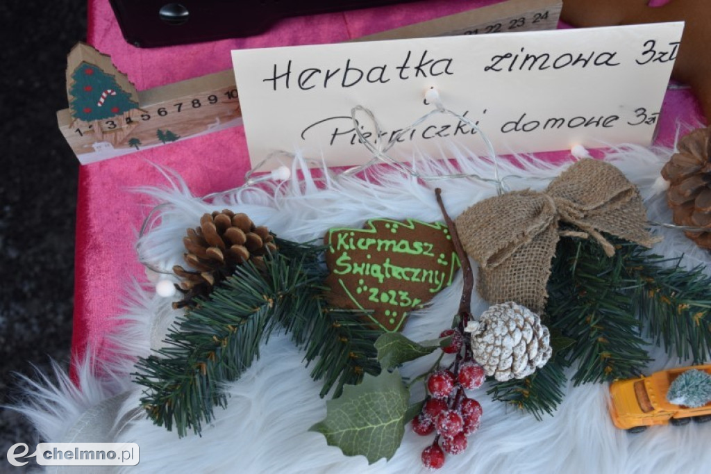 Kiermasz i spotkanie z Mikołajem w atmosferze magii