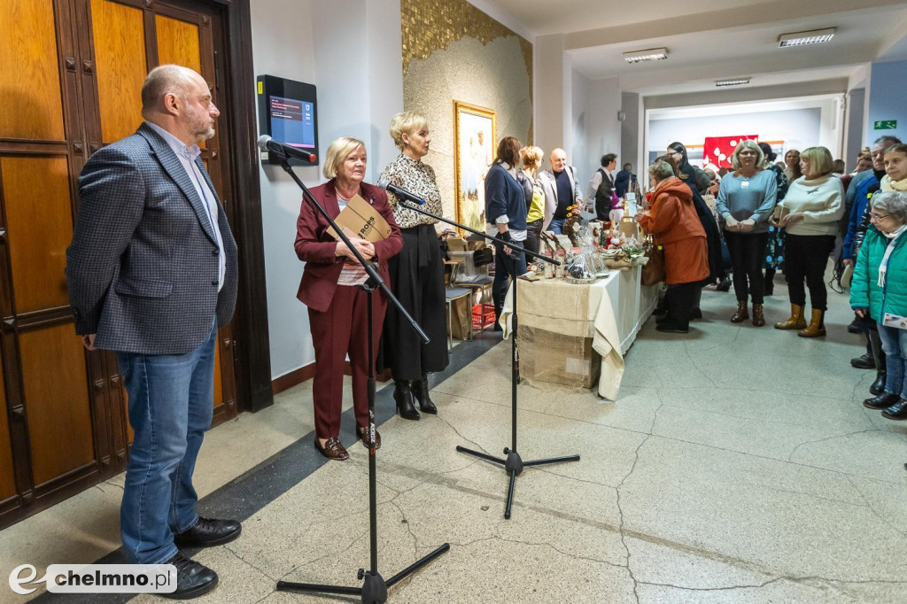 Przedświąteczna wystawa rękodzieła