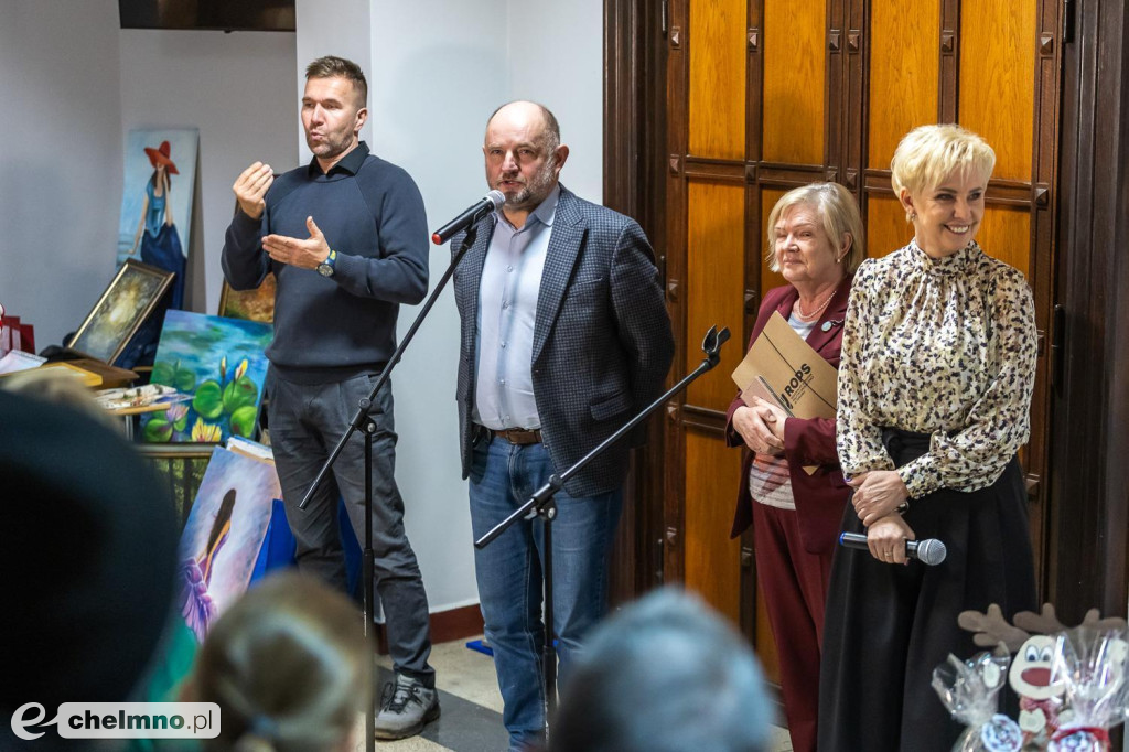 Przedświąteczna wystawa rękodzieła