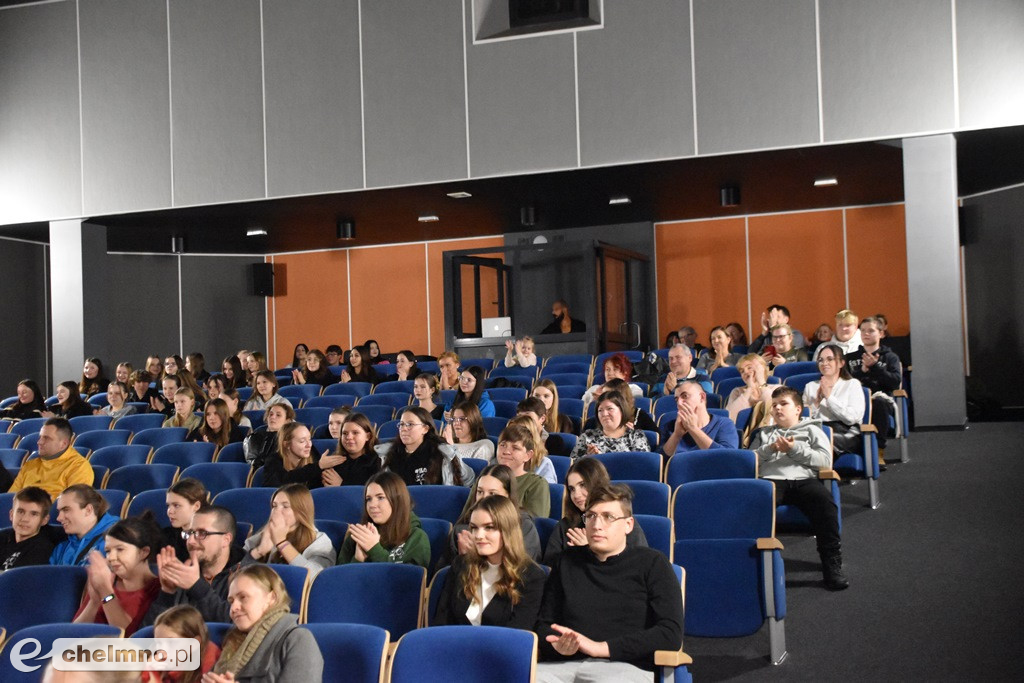 Sielska atmosfera na koncercie charytatywnym dla Arka
