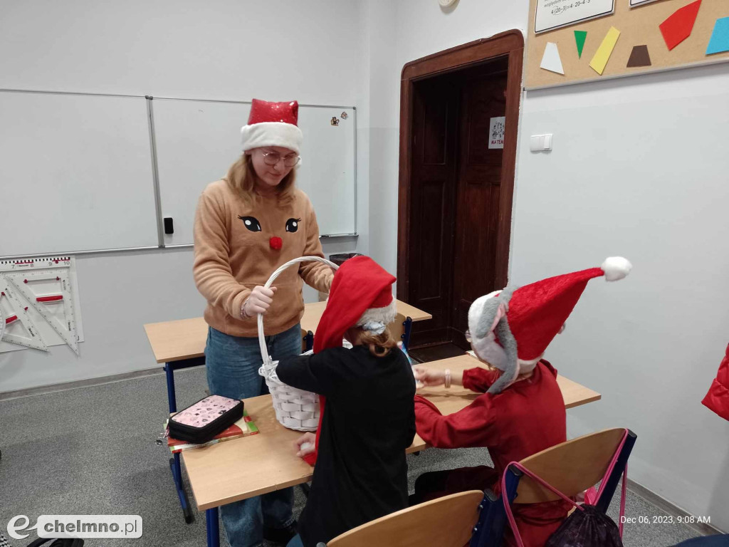 Dziękujemy Radzie Rodziców za słodką niespodziankę