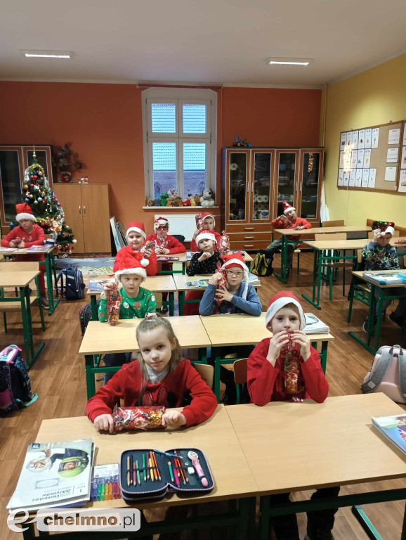 Mikołajki w młodszych klasach 