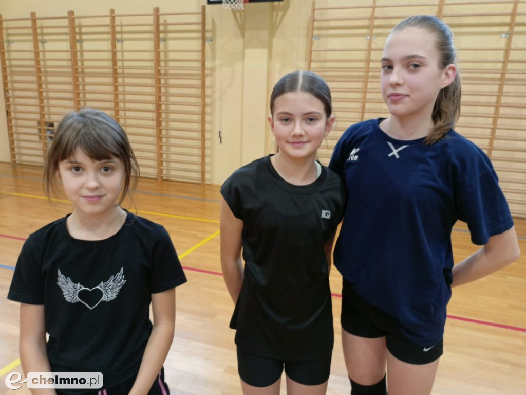 Powiatowe zawody w piłce siatkowej dziewcząt i chłopców 