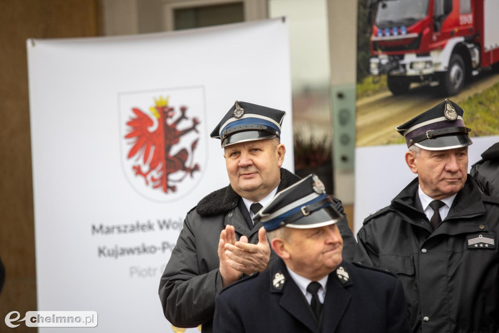 Wozy bojowe dla strażaków ochotników