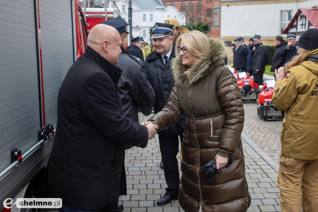 Wozy bojowe dla strażaków ochotników