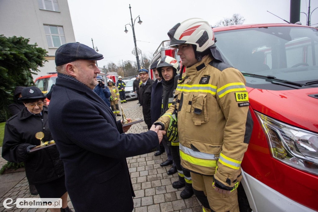 Wozy bojowe dla strażaków ochotników