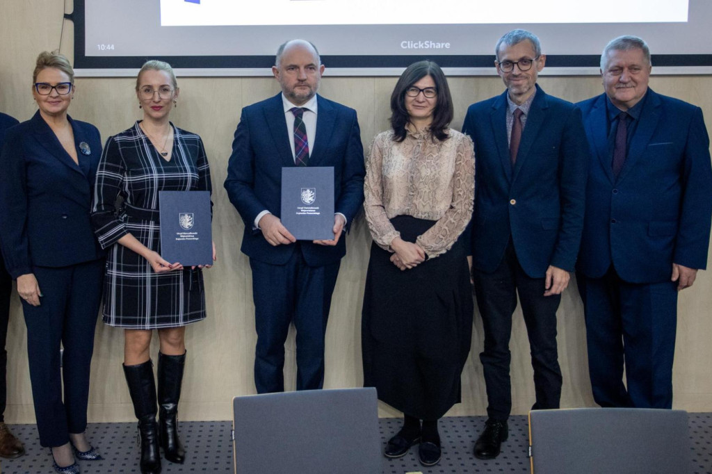 Polityka terytorialna: 50 mln euro za jednym zamachem