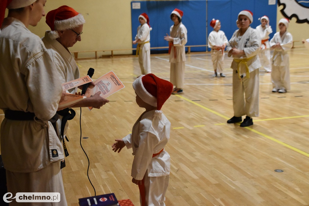 Świąteczny trening karateków na zakończenie sezonu 2023