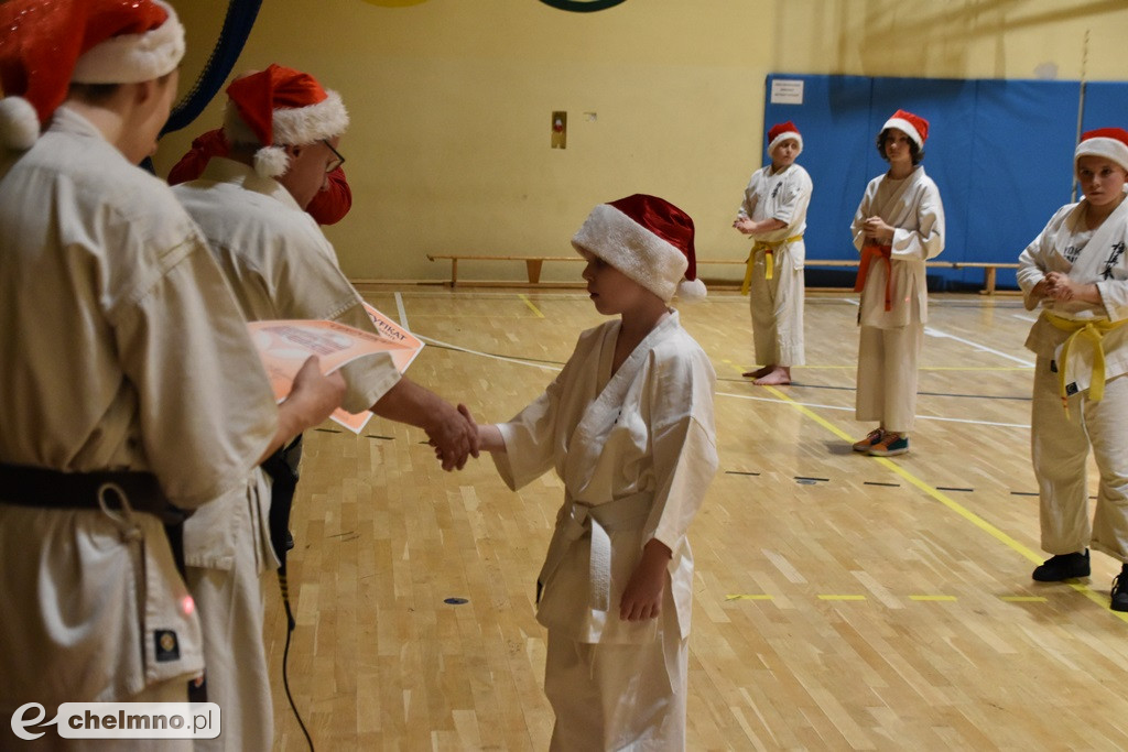 Świąteczny trening karateków na zakończenie sezonu 2023