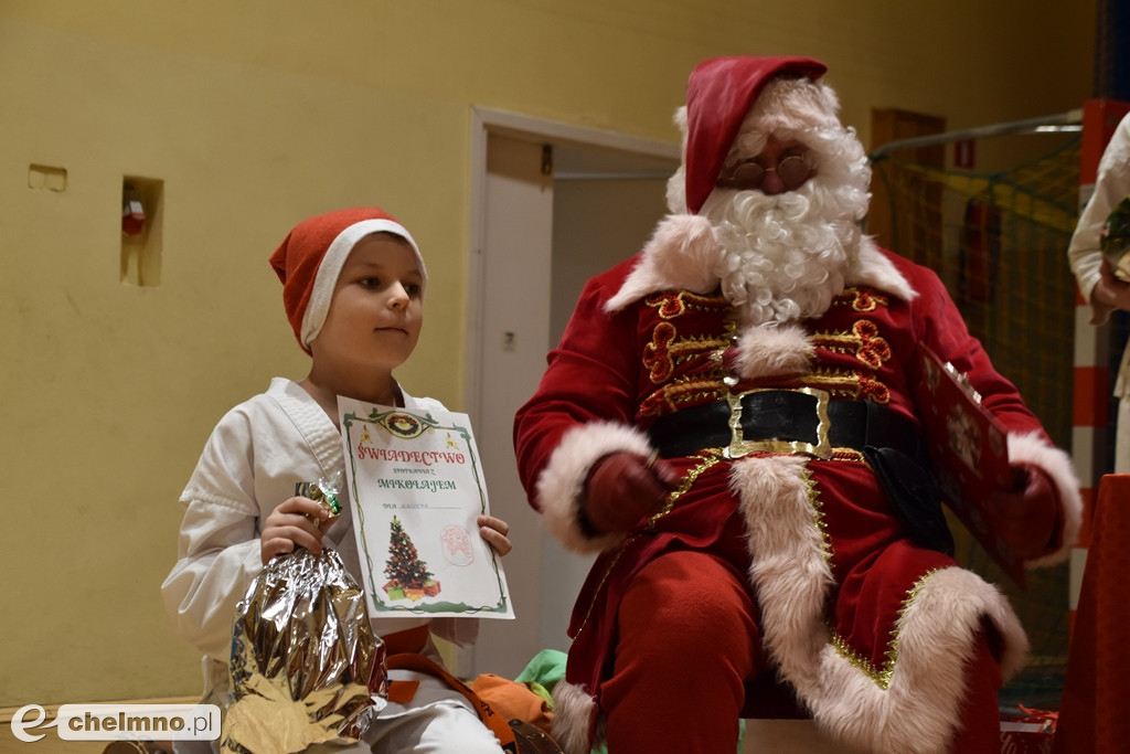 Świąteczny trening karateków na zakończenie sezonu 2023