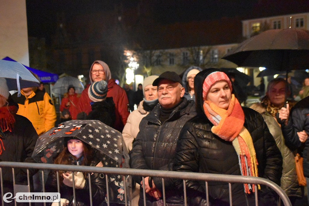 Za nami deszczowy, ale wesoły koncert „W rytmie 9 wzgórz”