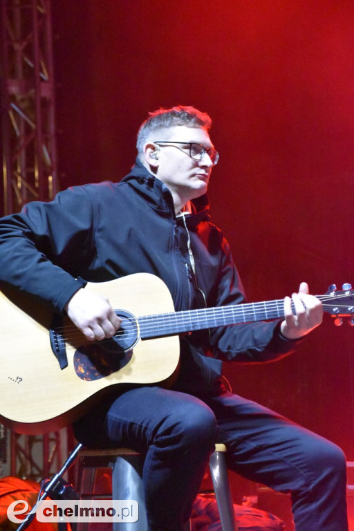 Za nami deszczowy, ale wesoły koncert „W rytmie 9 wzgórz”