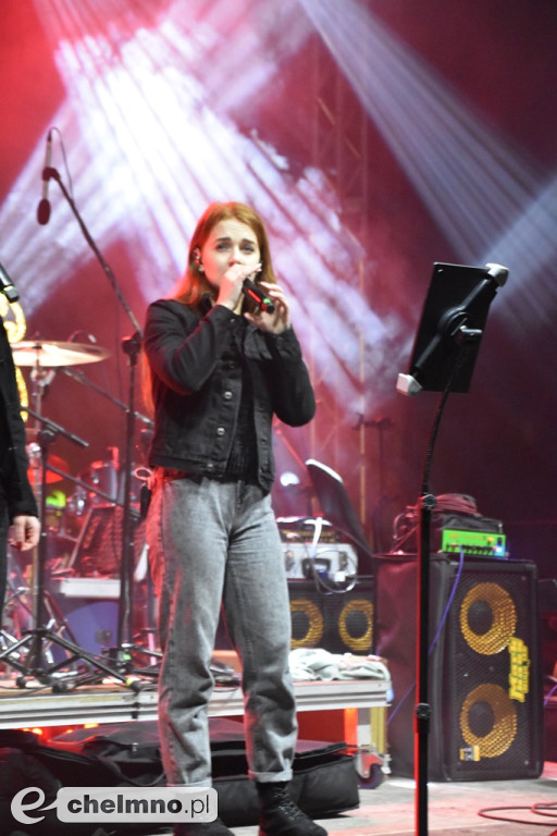 Za nami deszczowy, ale wesoły koncert „W rytmie 9 wzgórz”