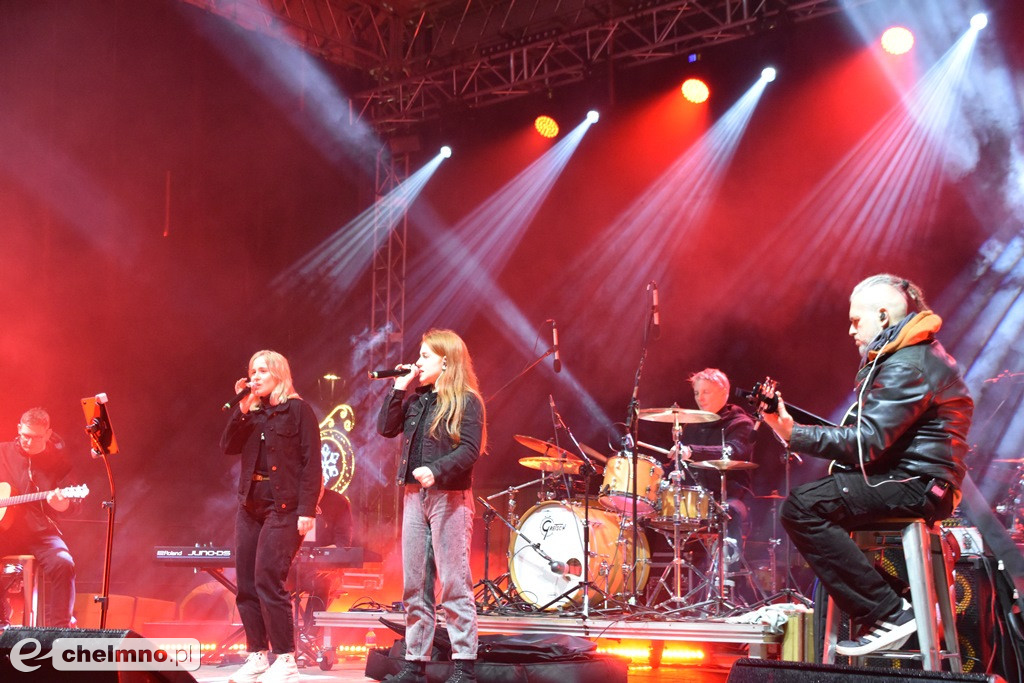 Za nami deszczowy, ale wesoły koncert „W rytmie 9 wzgórz”
