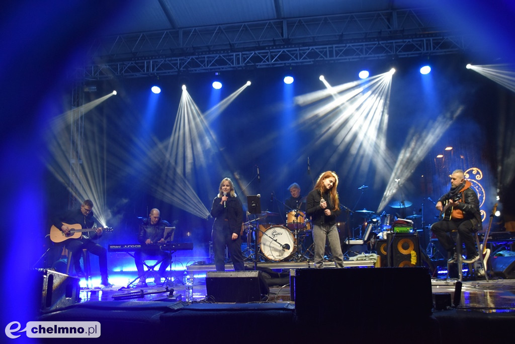 Za nami deszczowy, ale wesoły koncert „W rytmie 9 wzgórz”