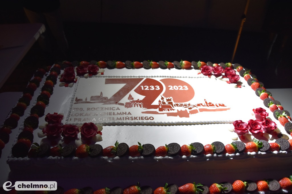 Za nami deszczowy, ale wesoły koncert „W rytmie 9 wzgórz”