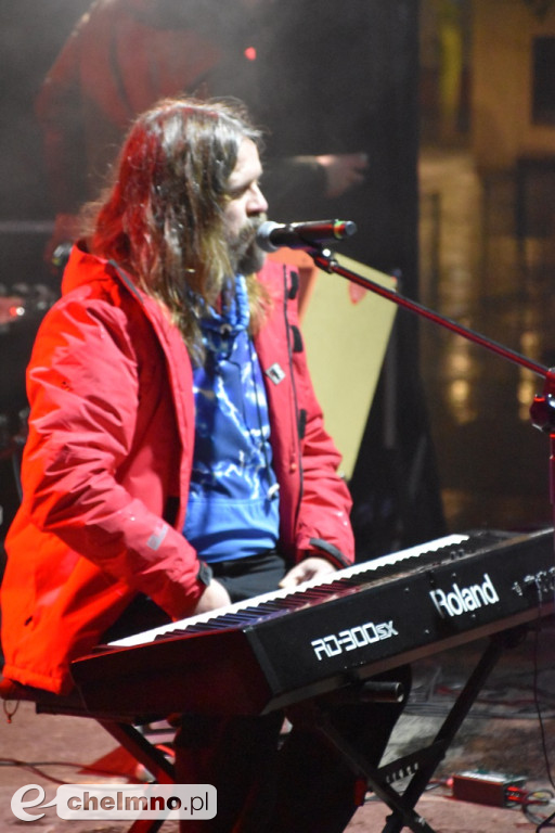 Za nami deszczowy, ale wesoły koncert „W rytmie 9 wzgórz”