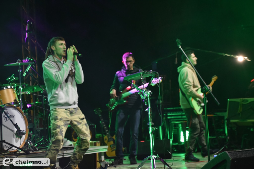 Za nami deszczowy, ale wesoły koncert „W rytmie 9 wzgórz”