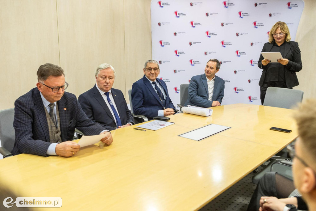 100 mil pod żaglami