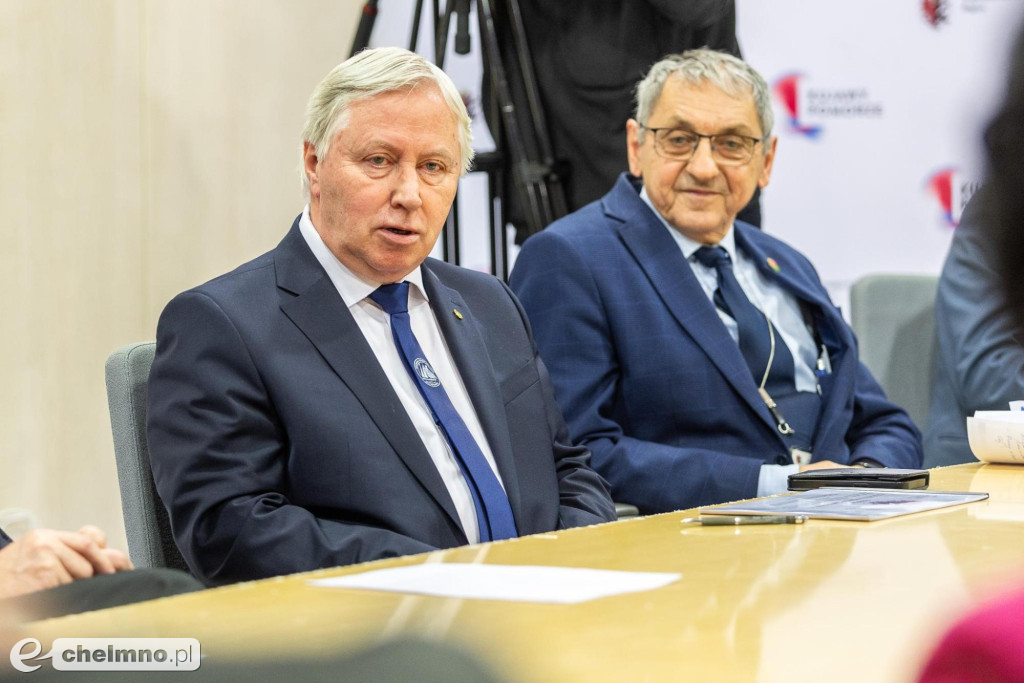 100 mil pod żaglami